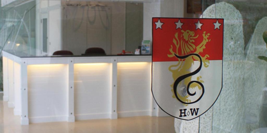 Santi White Hotell Phuket Exteriör bild